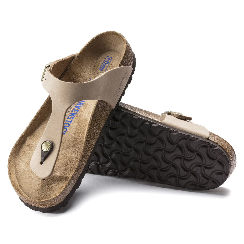 Birkenstock Premium Gizeh Lit de pied souple Cuir nubuck - Sandcastle